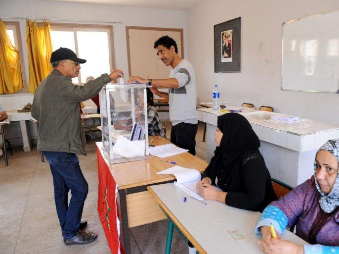 كبار السن يتصدرون قوائم الناخبين وغياب كبير للشباب