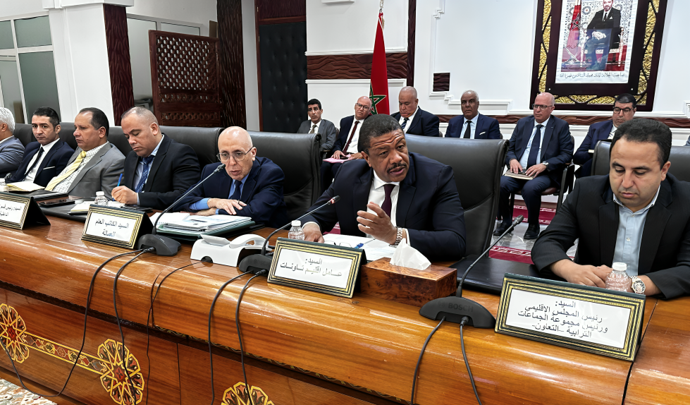 عامل إقليم تاونات يترأس لقاءا ثانيا للجنة اليقظة لتتبع وتدبير أحداث الفيضانات بالإقليم