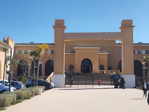 المحكمة الإبتدائية بفاس تؤجل النطق بالحكم في ملف الإهمال الطبي بالمستشفى الجامعي الحسن الثاني بفاس إلى 13 ماي القادم