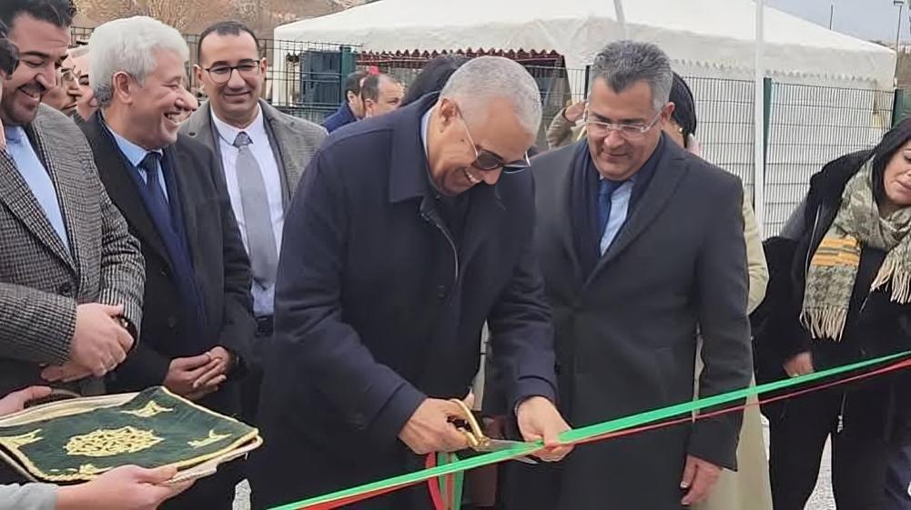 الوالي معاذ الجامعي يعطي انطلاق مشاريع جديدة بصفرو من بينها تجهيز منطقة صناعية للحرفيين