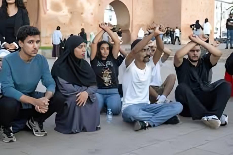 البيجيدي يدعو جيل Z لوقف الإحتجاجات و تغليب المصلحة الوطنية بعد أحداث أمس الدامية