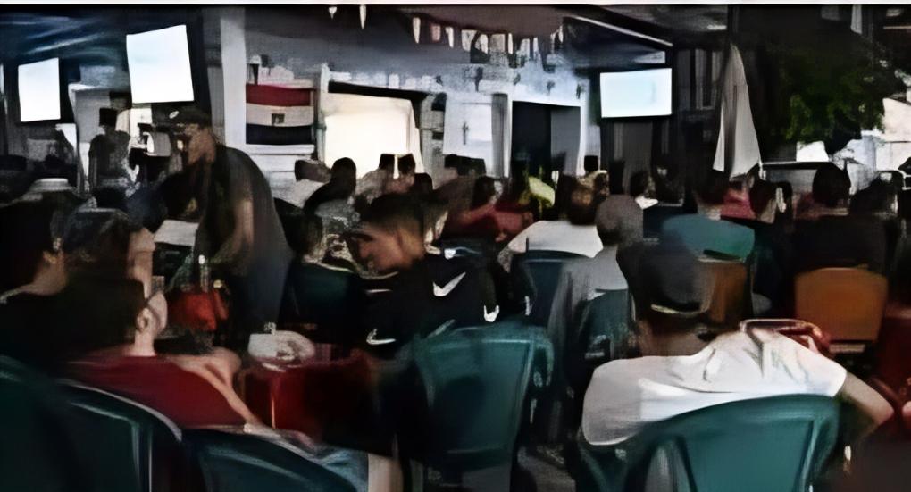 أزمة قلبية تنهي حياة مشجعين مصريين بعد خسارة الفراعنة أمام الأرجنتين