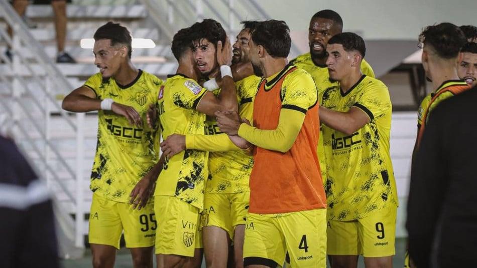 المغرب الفاسي يرفع ستار التحضيرات الصيفية ويحسم أولى صفقاته للموسم الجديد