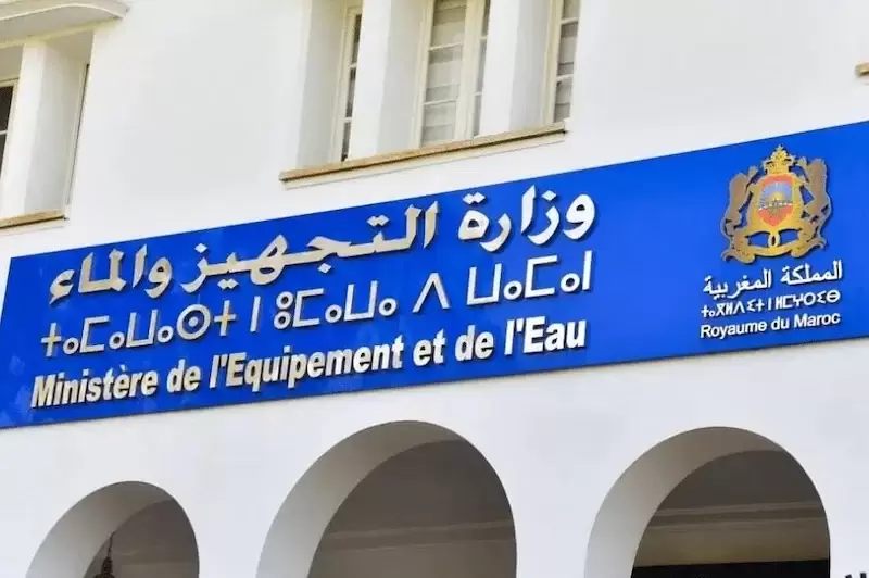 إضراب وطني يشل إدارات قطاعي التجهيز والماء واحتجاجات مرتقبة تهدد بمزيد من التصعيد